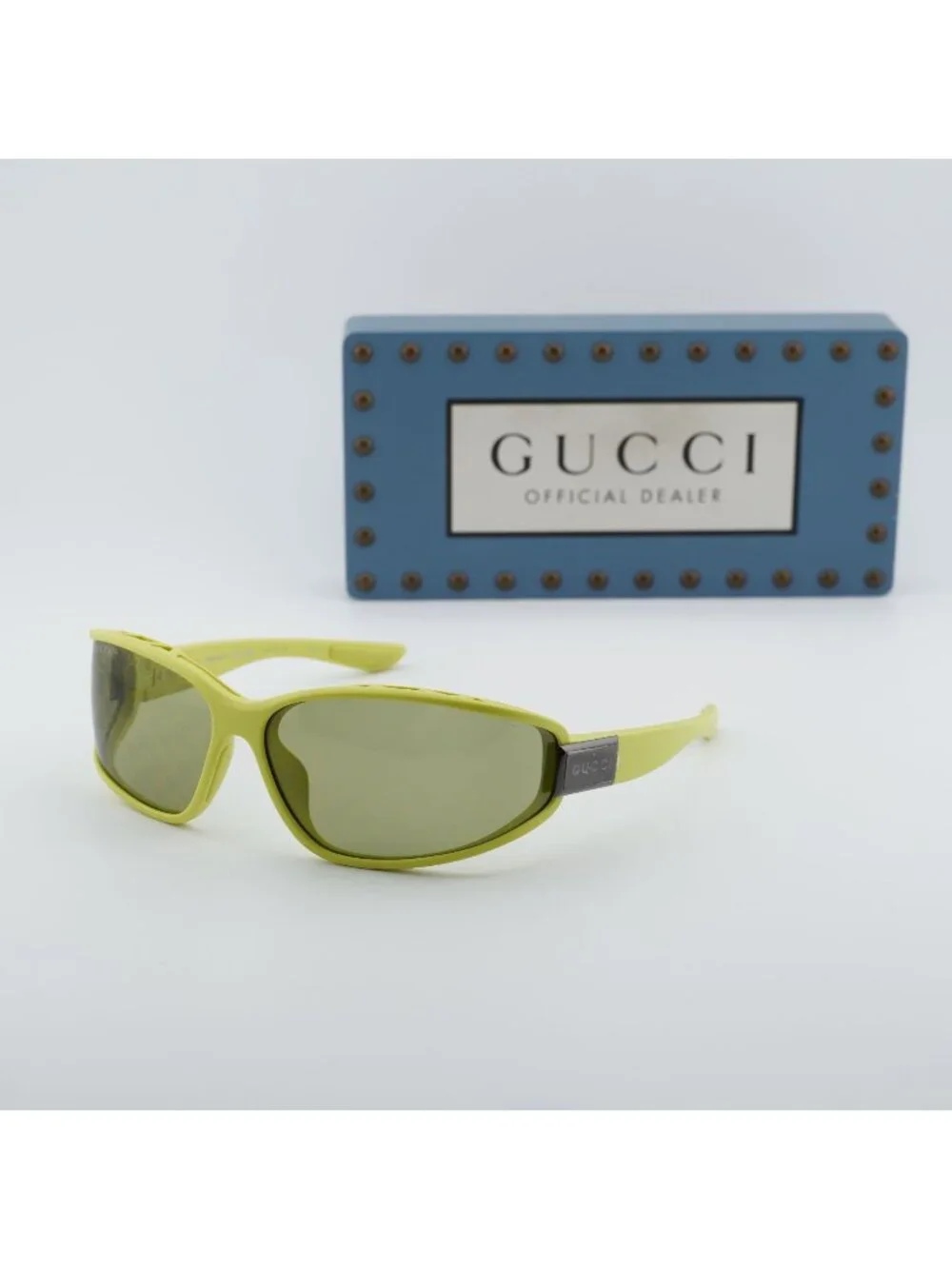Gucci GG2011S 002 Geometric Sunglasses - Acid Green
